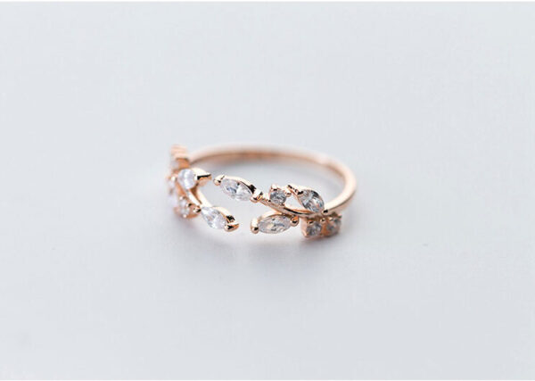 Amelia Ring – Rose Gold