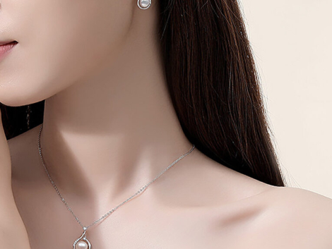 Aphrodite-Necklace-15
