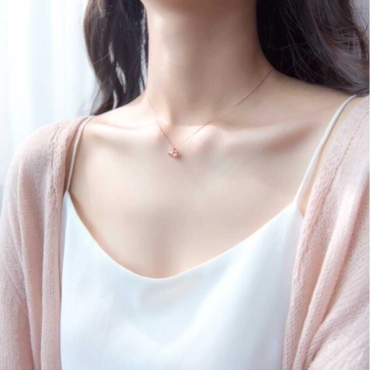 Elara8-600x600