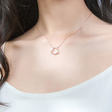 Fleur-Necklace-4-e1725429248911