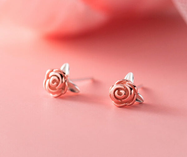 Anthea Earrings – Rose Gold