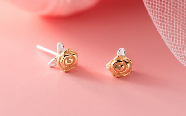 Anthea Earrings – Gold